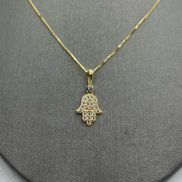14k diamond Hamsa hand necklace - Picture 2 of 5